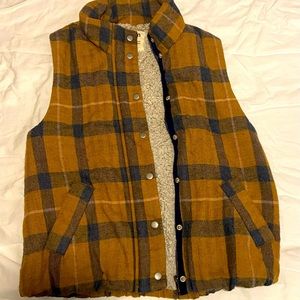 Dylan navy and blue Sherpa lined vest